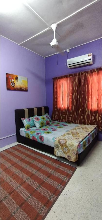 Baiti Homestay Gambang Kültér fotó